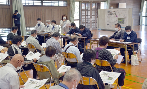 十島・新村地区の住民を対象にした説明会 ./img/news/20221121040830_1.jpg5811